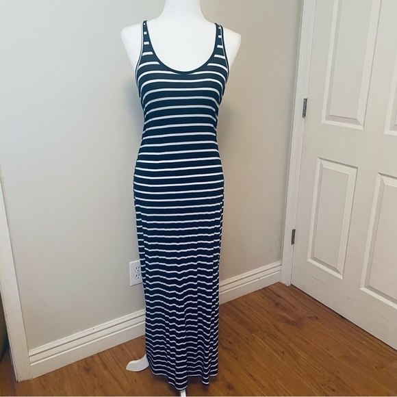 Kirra Sleeveless Summer Long Dress Boho Stripe Maxi Dress Navi White - Size S - Picture 3 of 11
